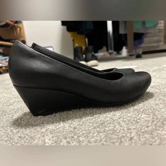 Clark’s Black Leather Wedge Heel Size 6 - Picture 3 of 8